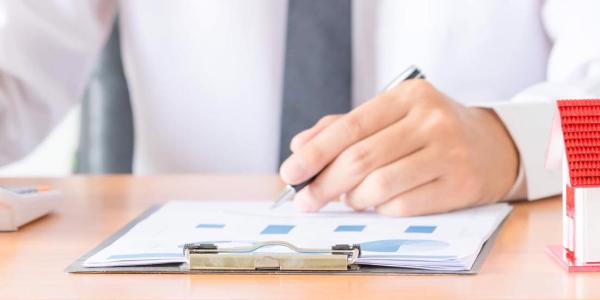 ภาพคนและบ้าน