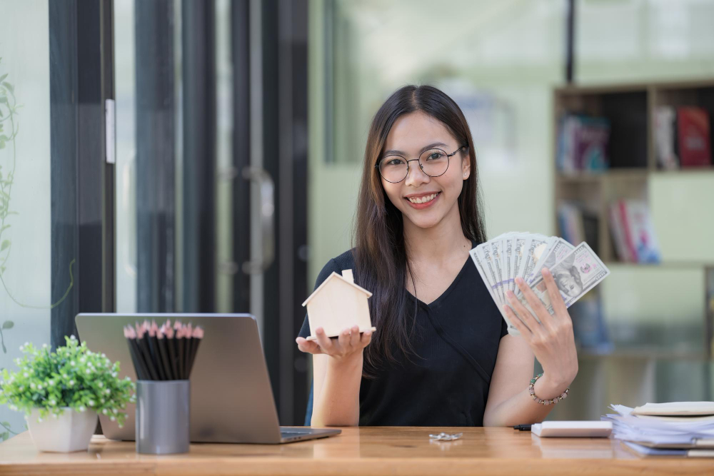 สินเชื่อหมุนเวียนคืออะไร? เปรียบเทียบกับสินเชื่อเงินสดแบบเข้าใจง่าย